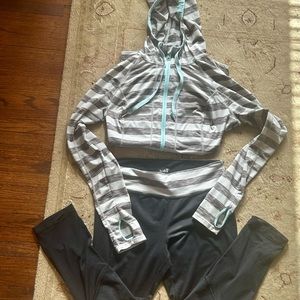 Lukka 2 Piece Leggings & Hoodie Set M